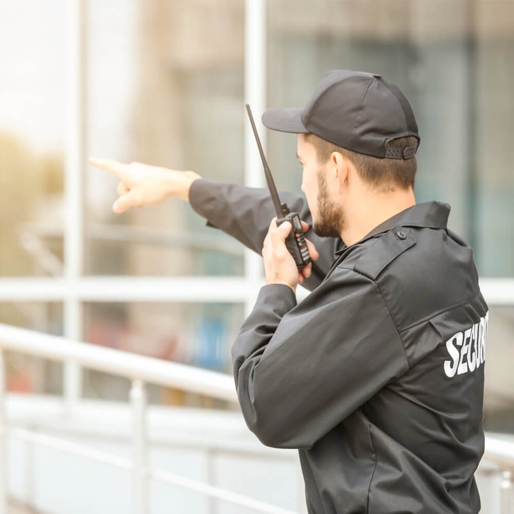 Benefits of opting to hire security personnel at your business