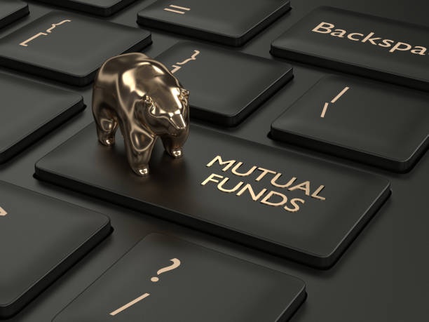 Streamlining Your Portfolio: Online Mutual Fund Services to the Rescue