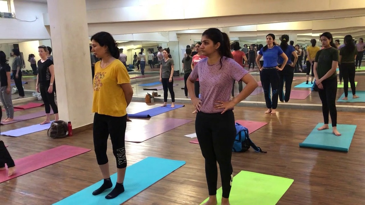 Why Ayushman Yog is the best Yoga Teacher Training Centre in Gurgaon