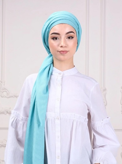 Rayon Hijabs: The Perfect Companion for Summer Fashion