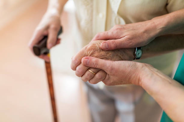 7 Reasons Care Homes in Kamloops Provide Compassionate Care