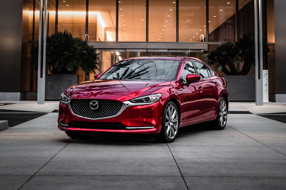 what are the advantages of the Mazda 6 car in 2025?
