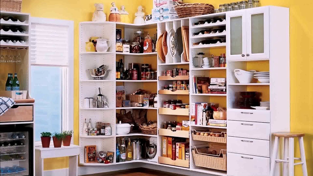 Maximizing Storage and Functionality in Your Kitchen Decor