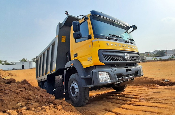 Powerful BharatBenz Tipper with Synchromesh Gears for Sustainability