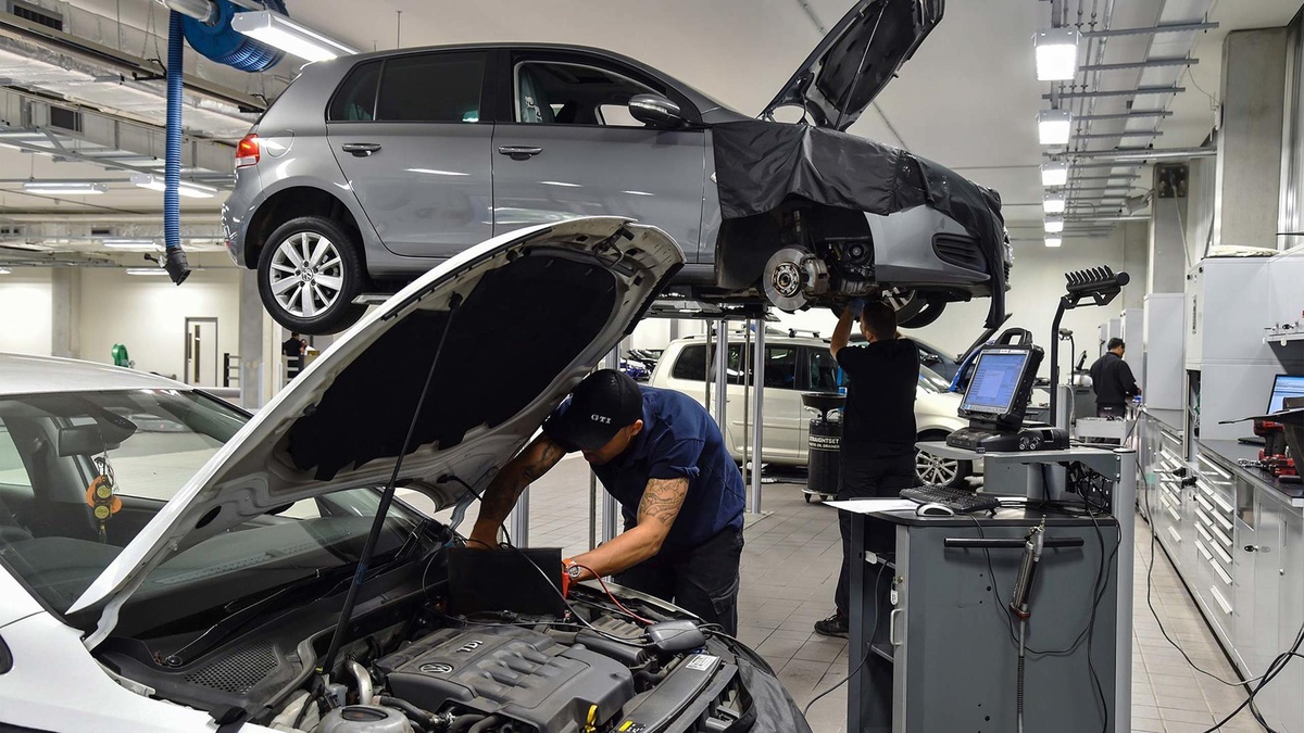 Keeping Your Car In Top Shape: The Importance Of Regular Car Service