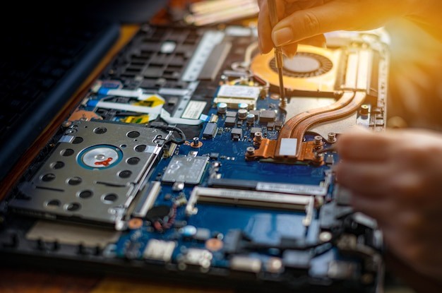 Revive Your Device: Top Laptop Repair Solutions in Newham!