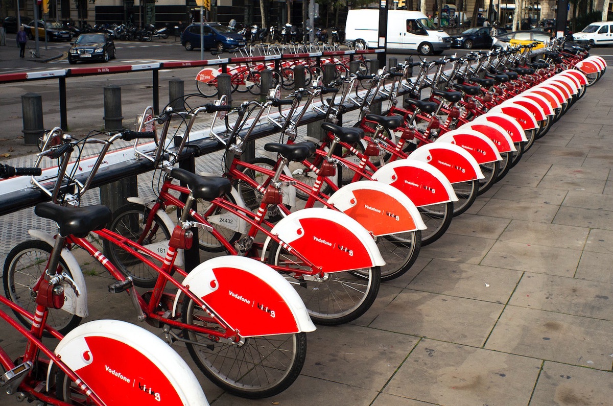 Cycle City: Rent a Bike in London for Urban Exploration