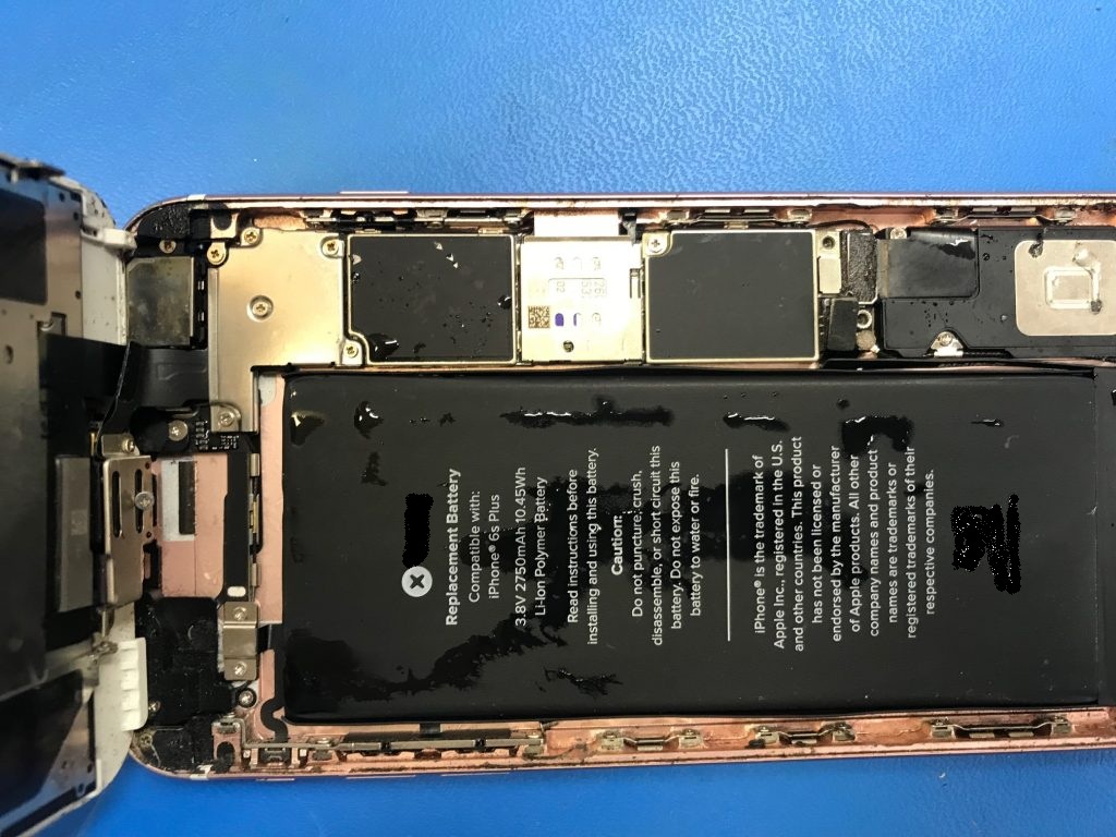 Elevate Your Mobile Experience with Apple Expert's Battery Replacement Services in Calgary