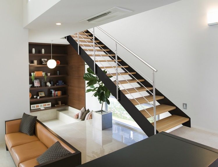 Elevate Your Home with Uniqueness: The Art of Bespoke Metal Staircases