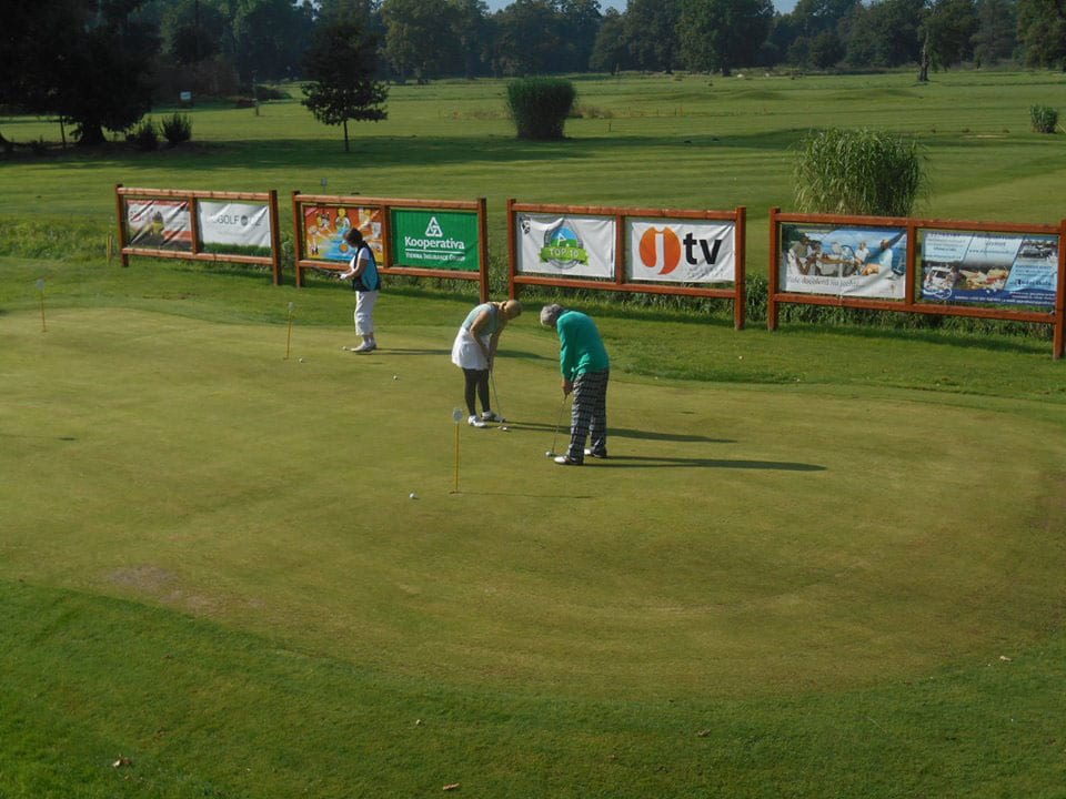 Marketing for Golf Courses: Reaching an Affluent Audience