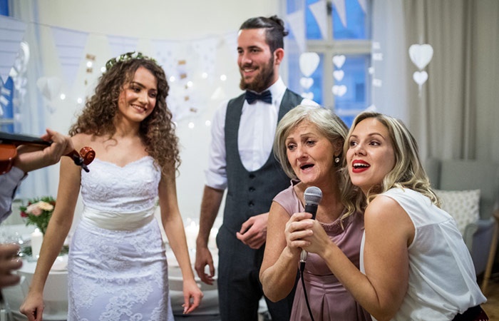10 Exciting Wedding Reception Games That Keep the Celebration Alive