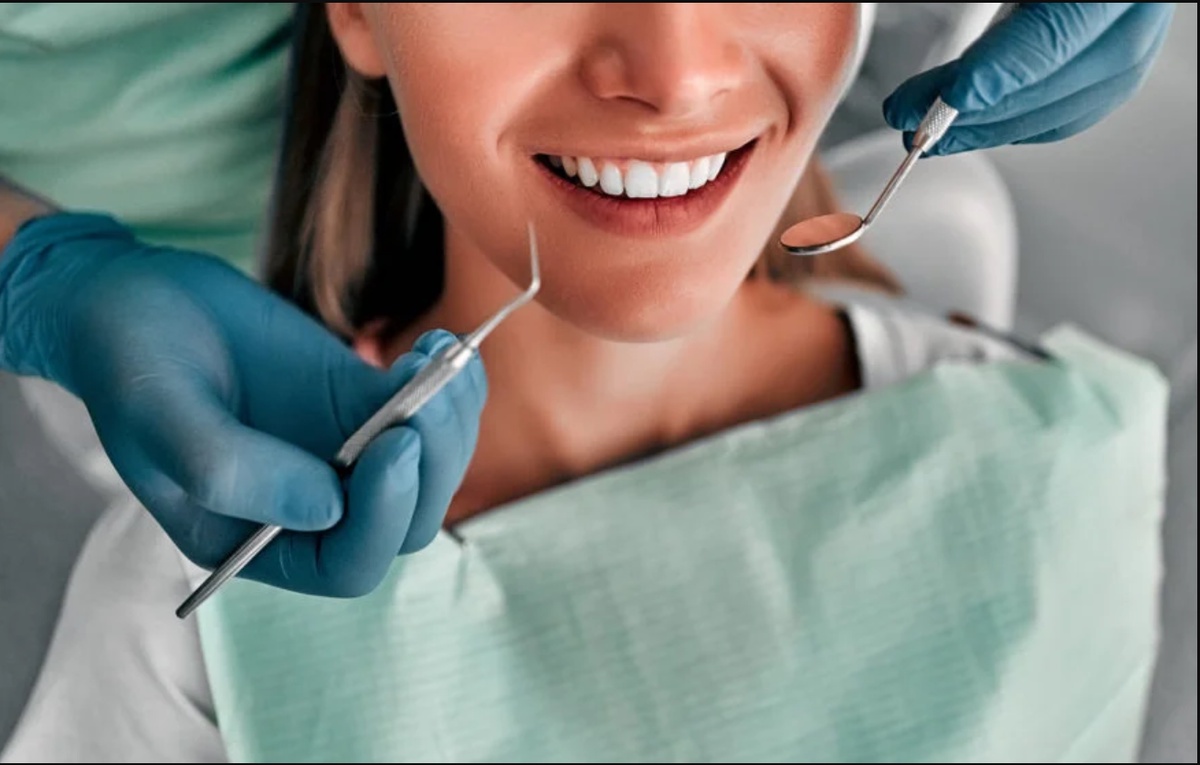 Dental Veneers in New York: A Smile Transformation