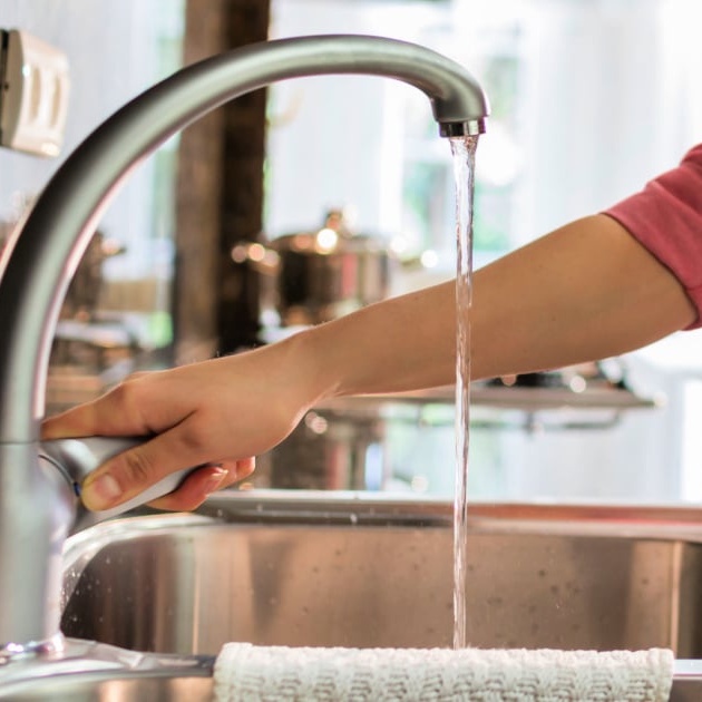What are the key factors when searching for the best plumbing services?