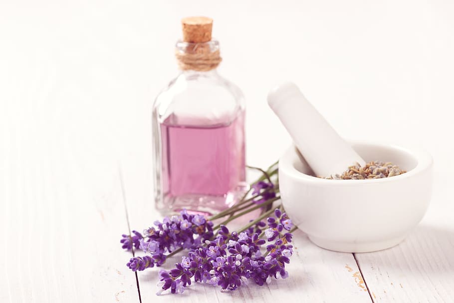 Say Goodbye to Headaches and Migraines with Lavender Essential Oils