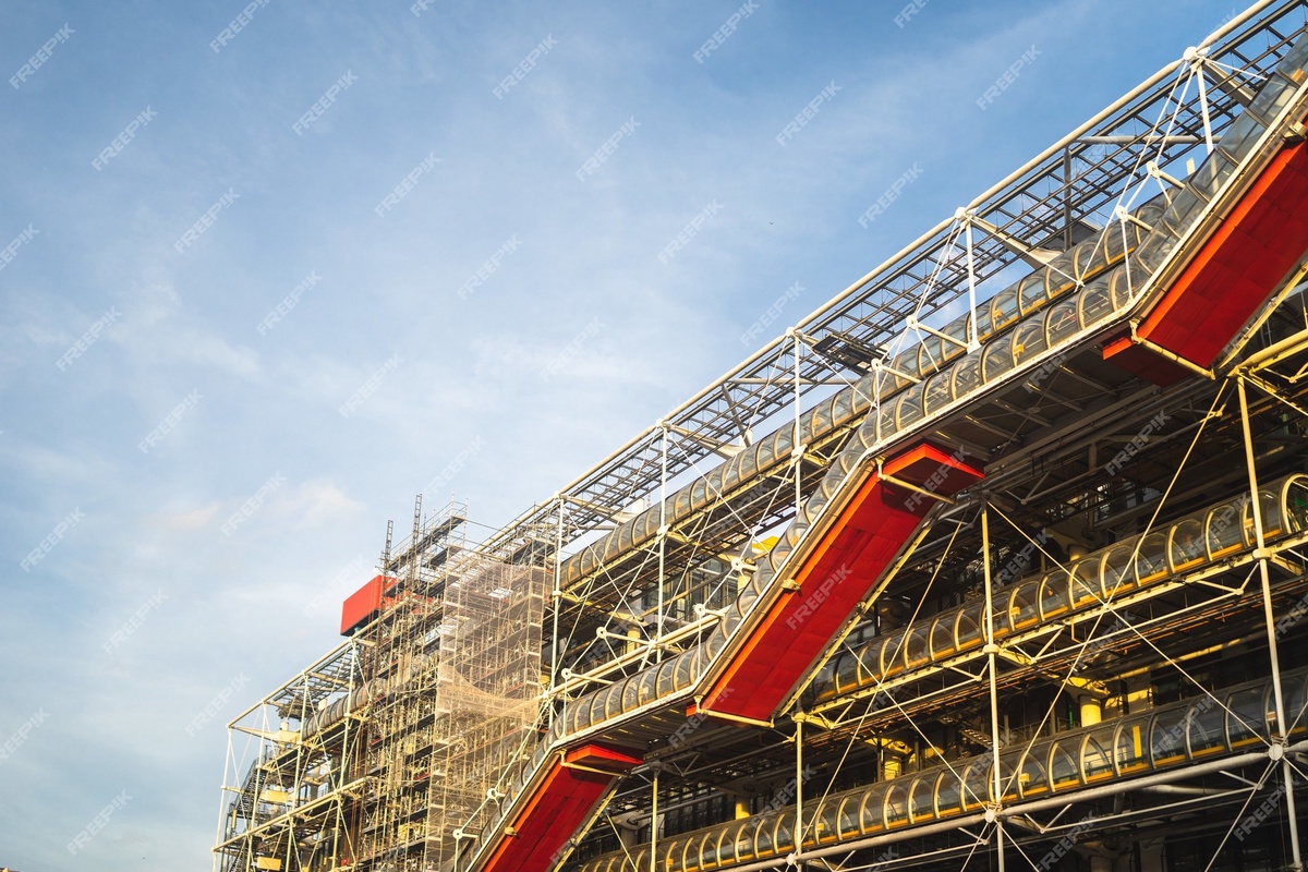 Elevate Your Projects with Scaffolding Rental Excellence