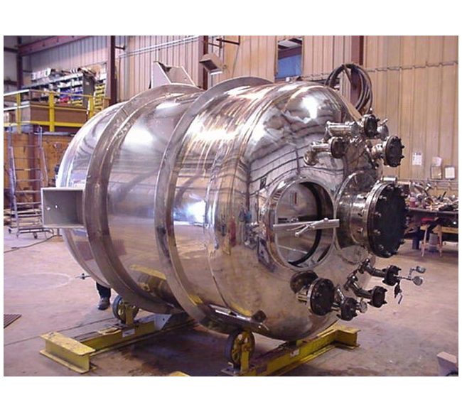 Stainless steel tanks in variety of sizes and design