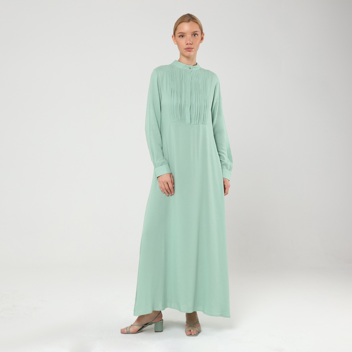 Embracing Elegance: Long Maxi Dresses for Young Girls