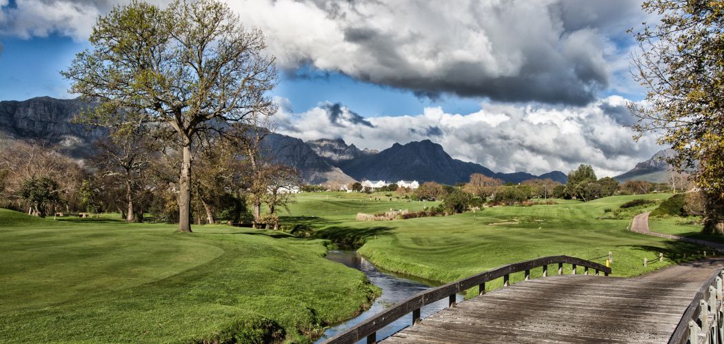 How Does Golf Co-exists with Nature and Work as a Therapy?