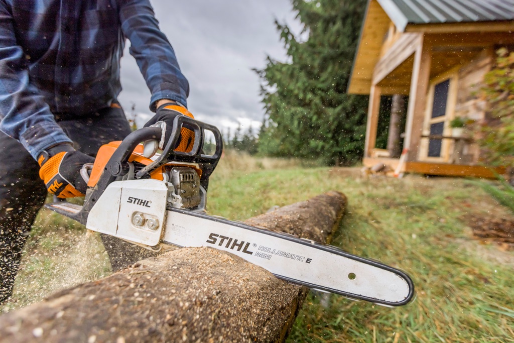 How Do You Maintain Your Chainsaw for Better Performances?