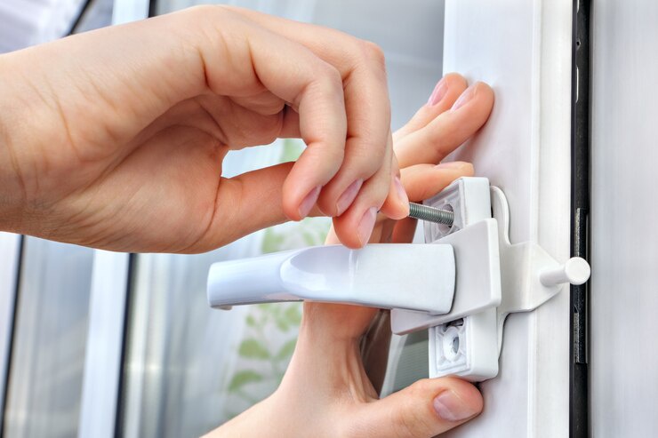 On-the-Go Security: Mobile Locksmith Services in Lakewood