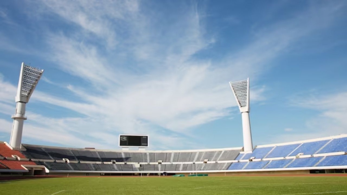 Should  Soccer Stadiums Invest in Facility Management Software?