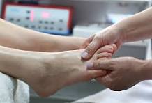 Finding Relief for Foot Woes: Your Local Podiatrist in Macomb, MI