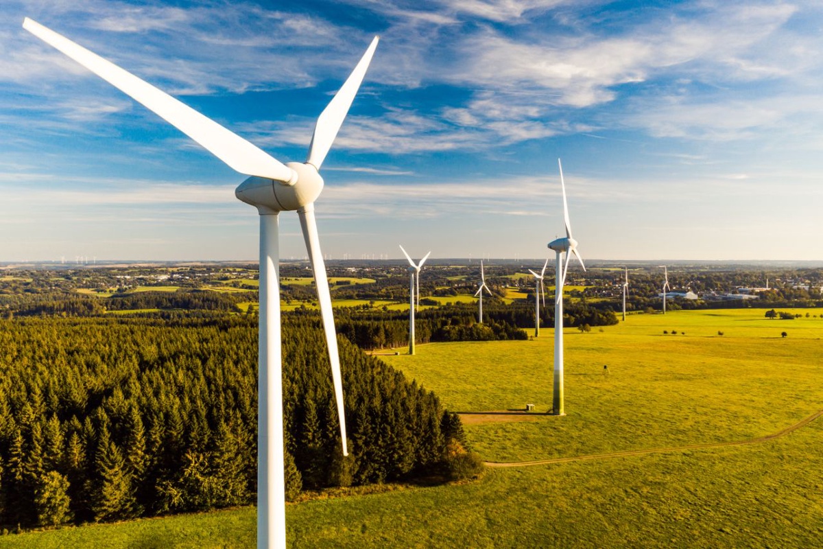 Harnessing the Breeze: The Rise of Wind Energy Projects in the Americas