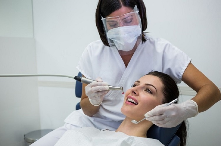 What Role Do Dentures Play in Facial Muscle Support?