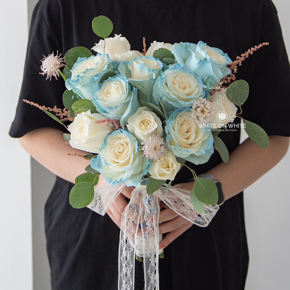 Floral Harmony: Penang Florist's Symphony in Full Bloom