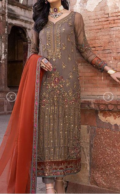 Shop Designer And Traditional Pakistani Clothes