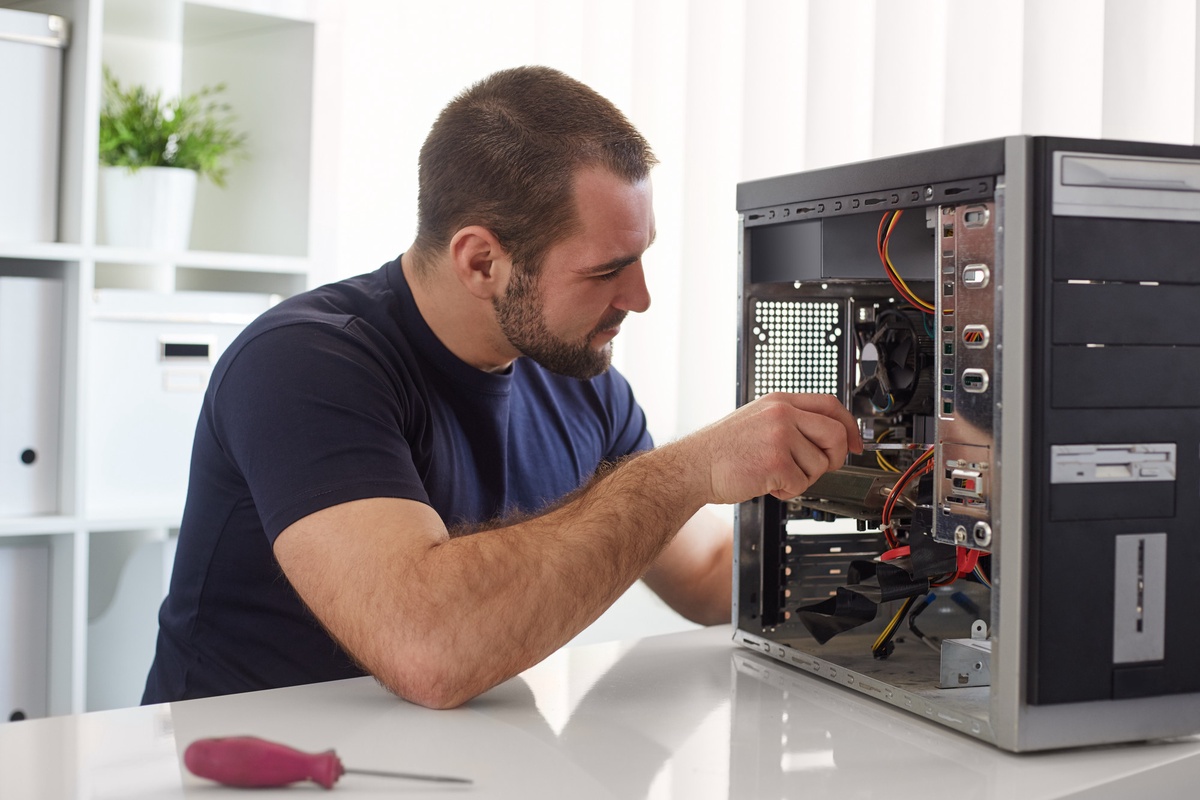 Browse The Perofessional And Best Computer Repair Services