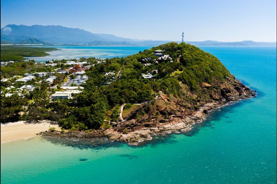 Explore Airlie Beach with Convenience: Airlie Beach Shuttle Bus Services