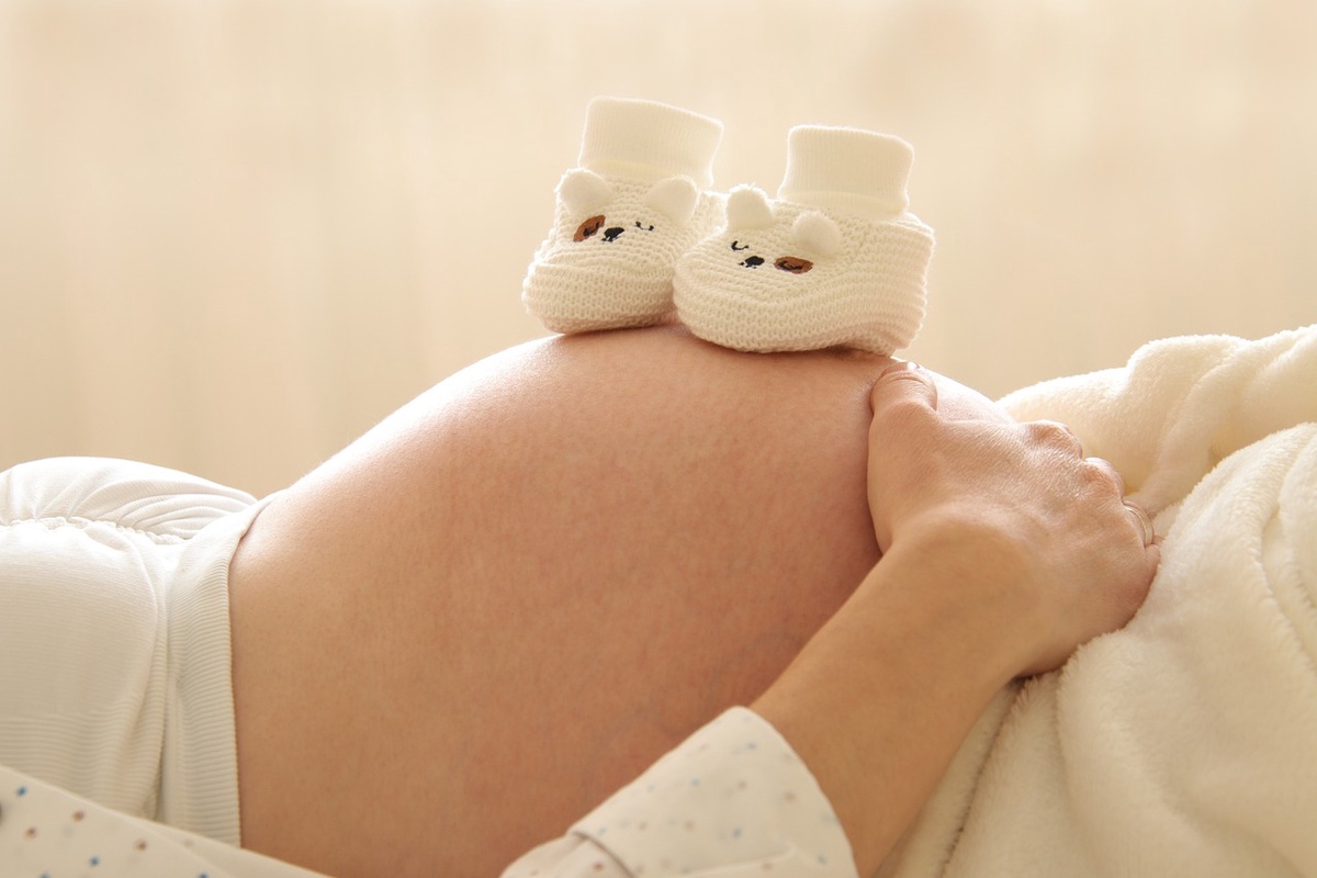 The Ultimate Maternity Hospital Checklist for Expecting Parents