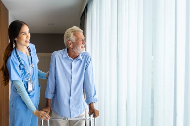 Risk Factors and Symptoms of the Elderly Hip Fractures