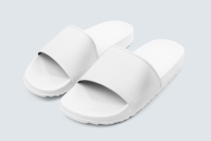 Sandal Season Delight: Fashionable Flip Flops Slippers