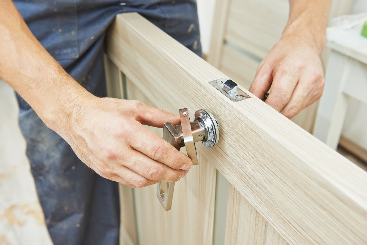 How to Maximize the Benefits of Door Installation Services