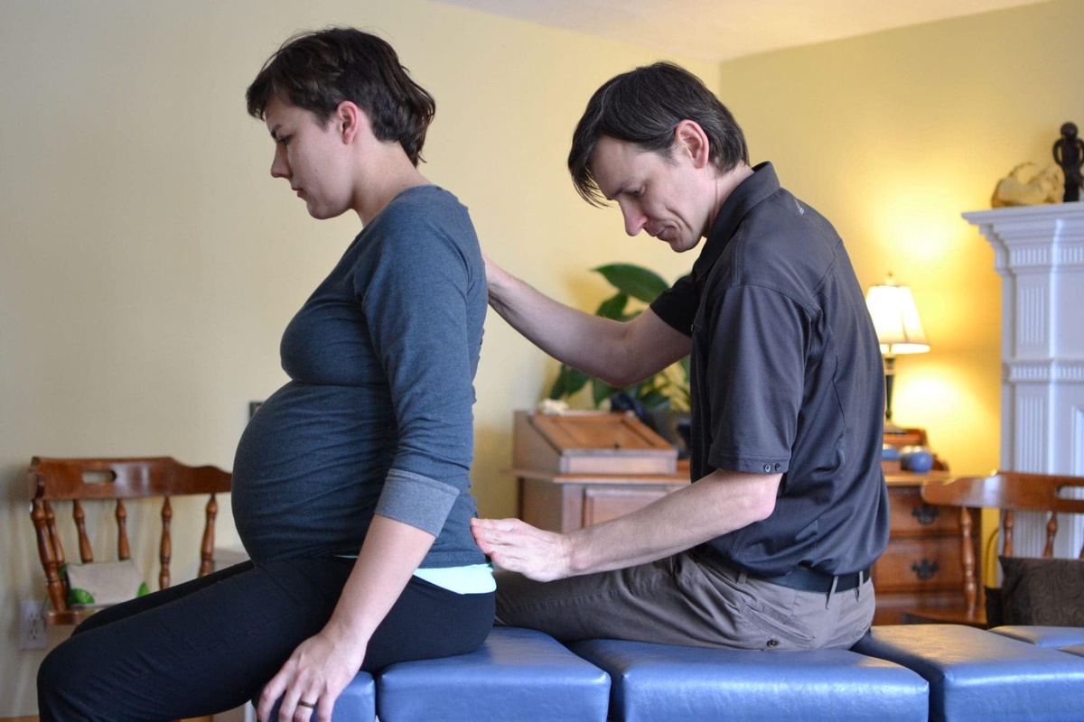 Gentle and Effective Pregnancy Chiropractic in Florida: Nurturing Moms and Babies