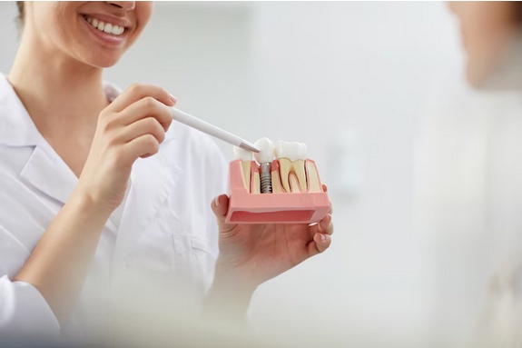 The Comprehensive Guide to Maintaining Oral Health Between Dental Visits