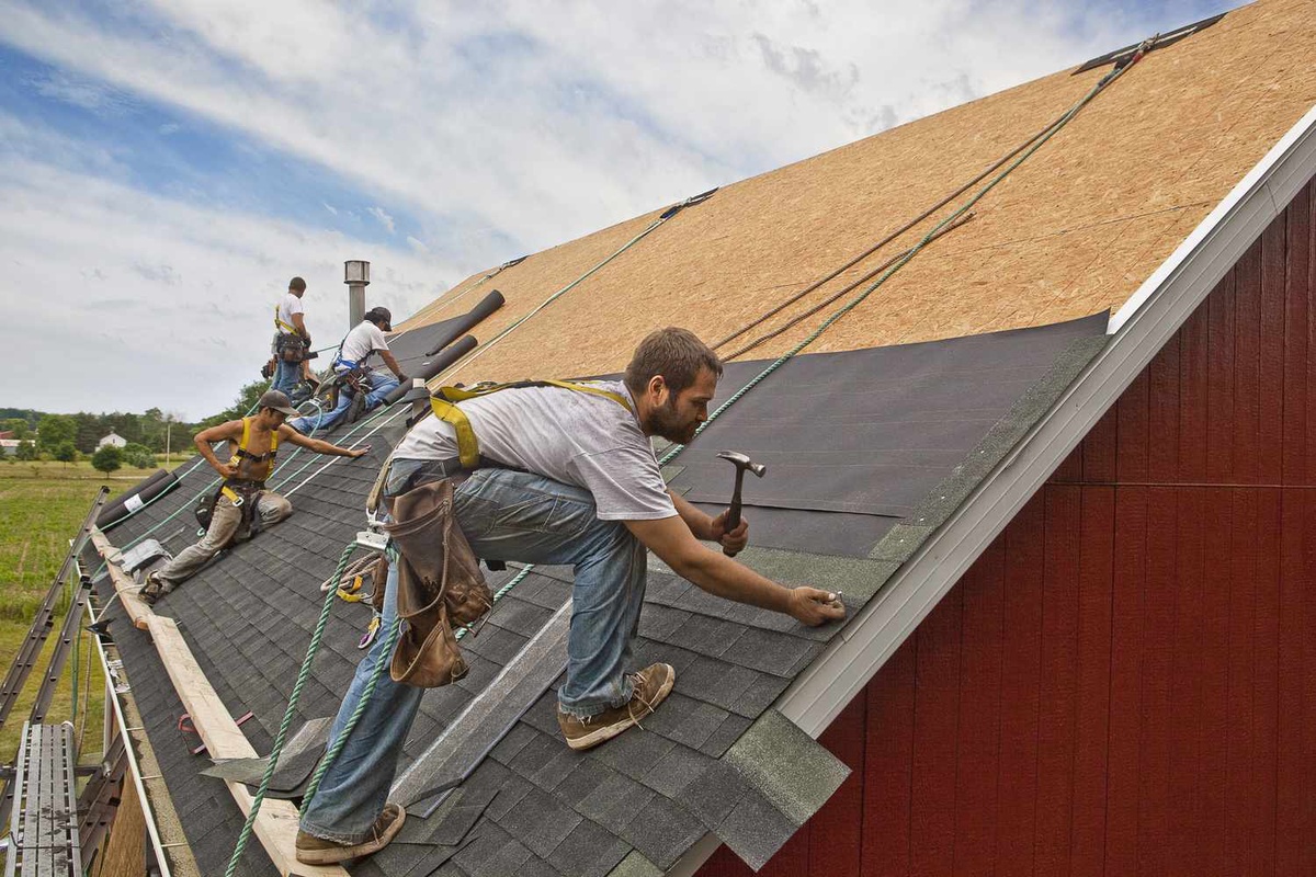 Say Goodbye to Wear and Tear: Comprehensive Roof Restoration