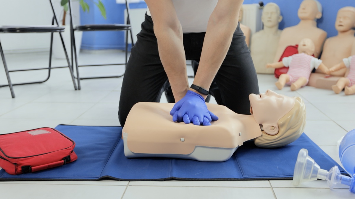 Check Out The First-Class CPR Certification Classes Fort Worth