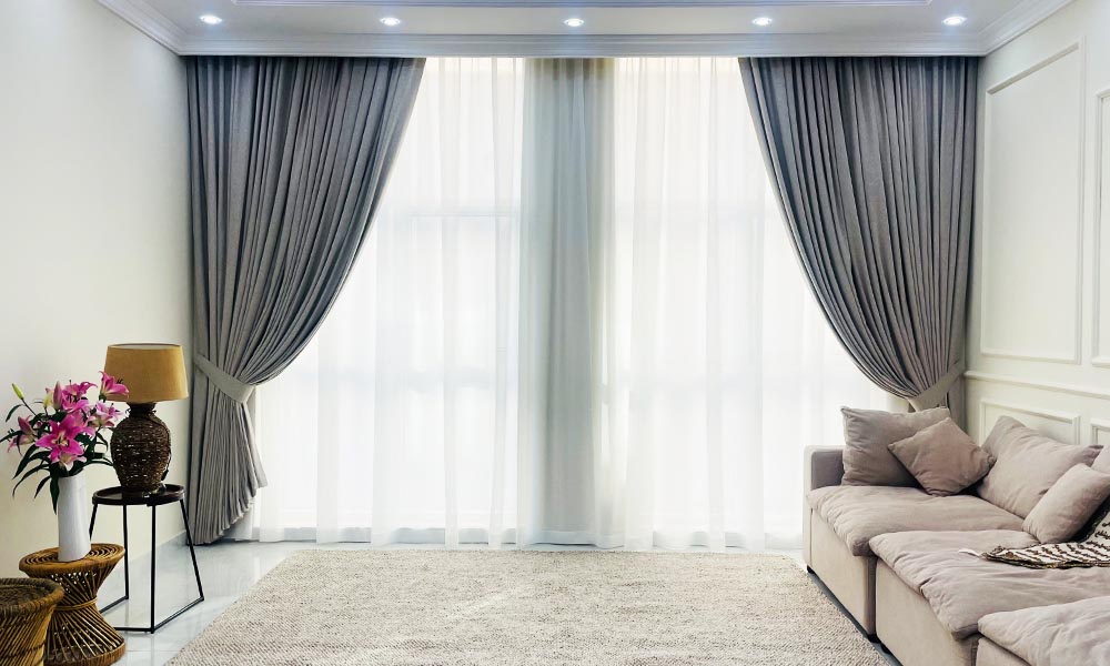 The Evolution of Curtain Designs: A Glimpse into Dubai's Interior Trends
