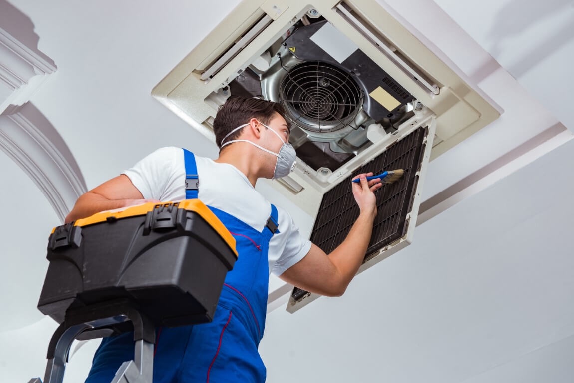 5 Benefits of AC Duct Cleaning in Dubai