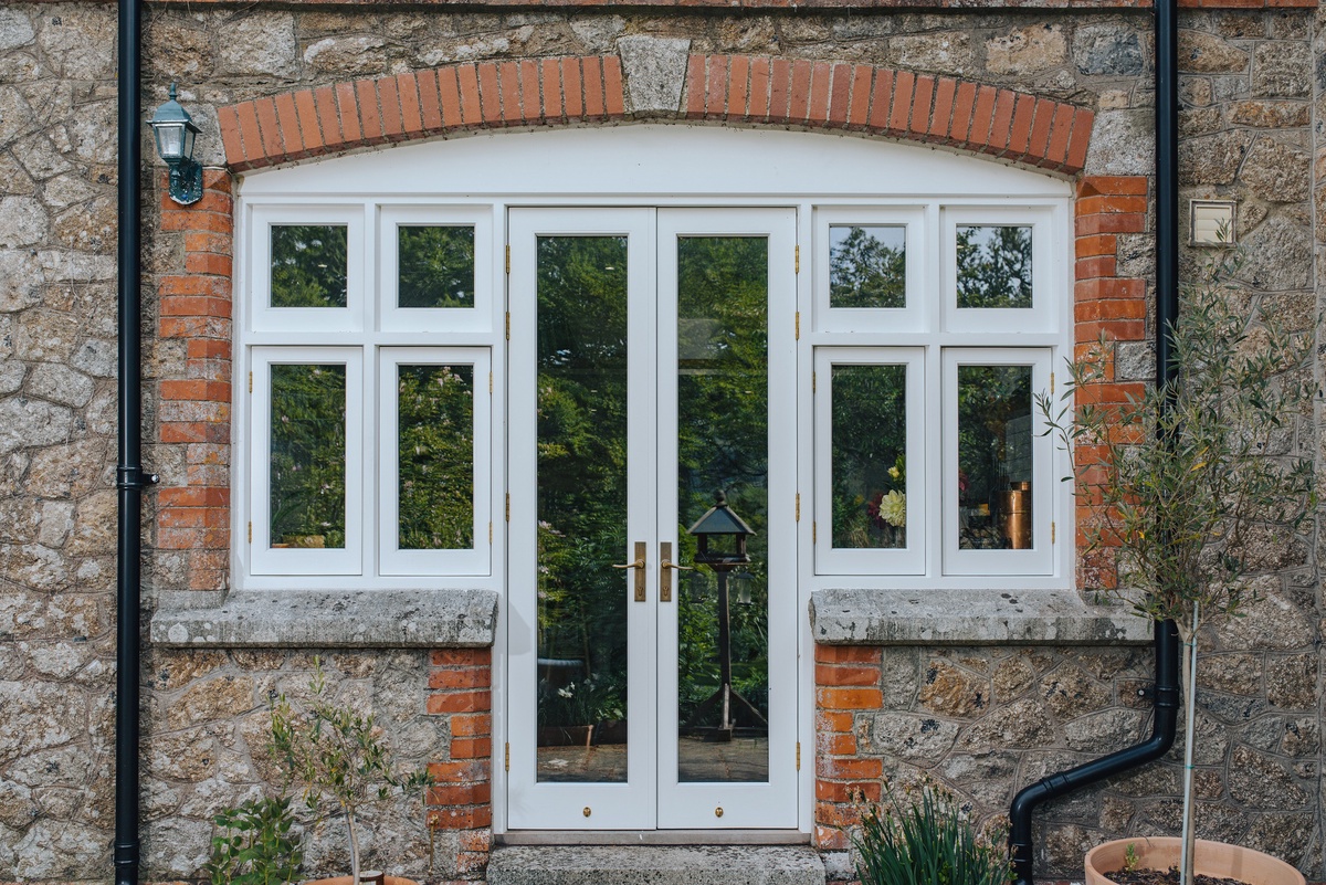 Enhancing Comfort and Efficiency with Double Glazed Wooden Windows
