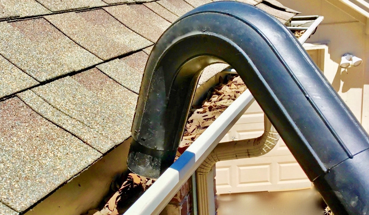 Why Gutter Cleaning Round Rock Should Be a Top Priority