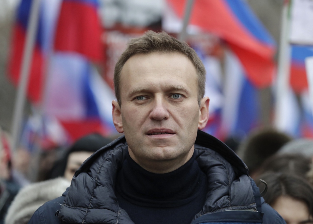 20 Unique Facts about Alexei Navalny (Secret Revealed)