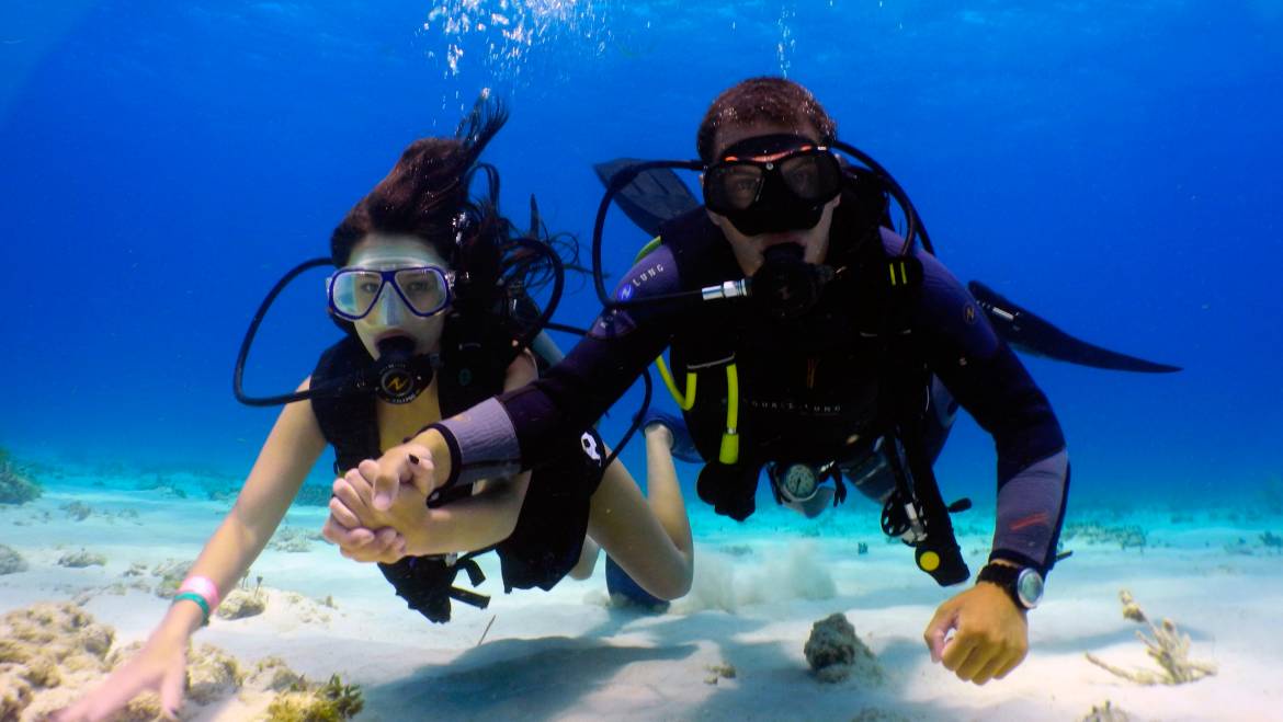 Prepare for an extraordinary experience: Scuba jumping adventures in Mallorca