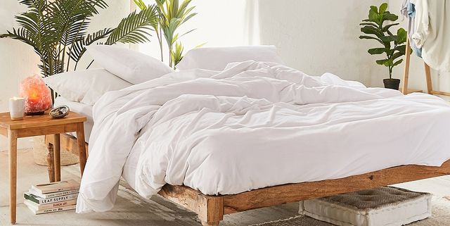 The Pinnacle of Opulence: Luxery Fitted Sheets for Your Bedroom