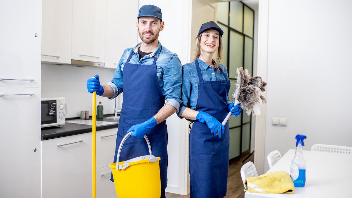 The Benefits of Hiring Local Adelaide Bond Cleaning Experts