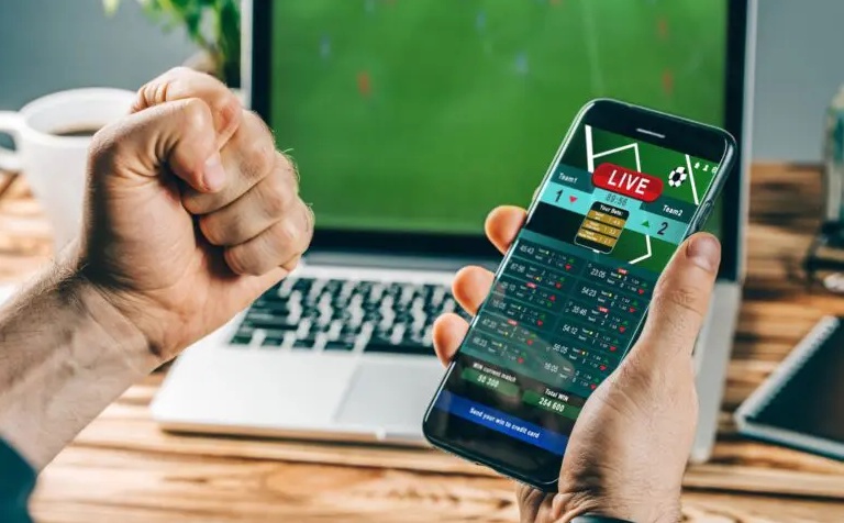 Crafting Winning Strategies in Online Football Betting