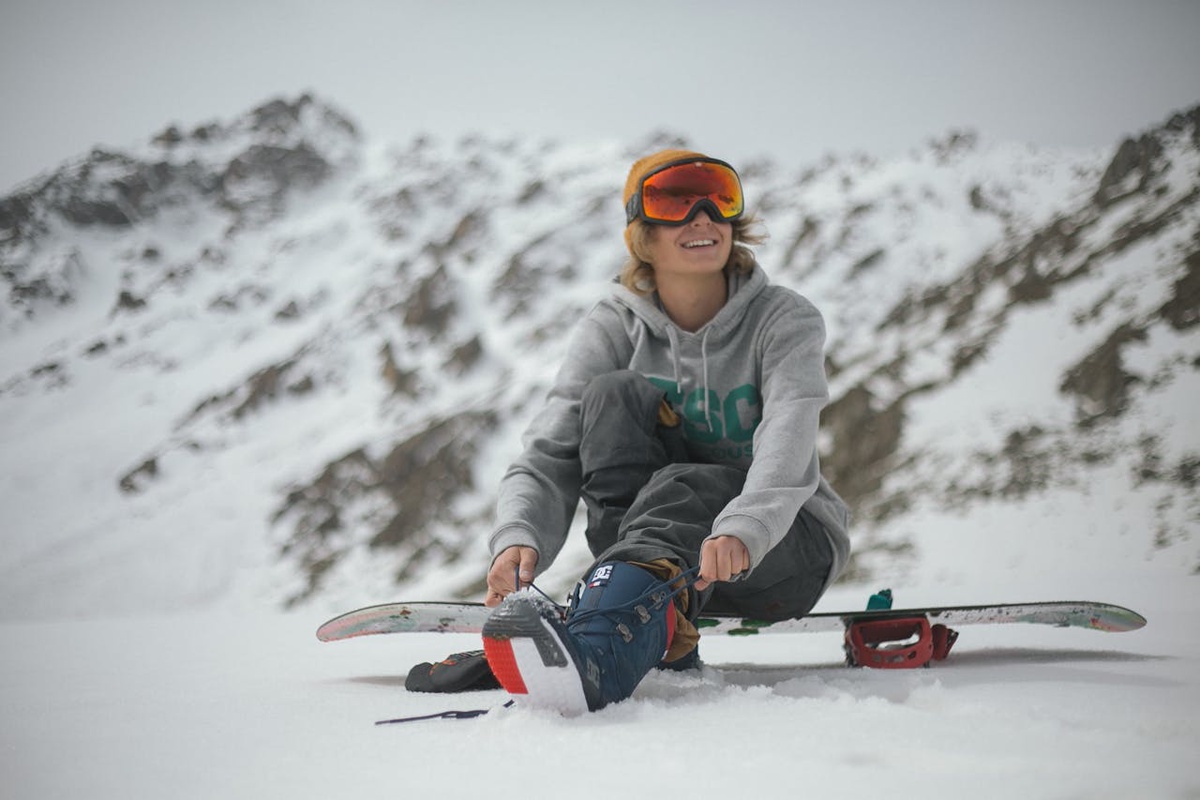 Elevate Your Adventure: Valdez Heli Skiing and Snowboarding in Alaska's Breathtaking Wilderness
